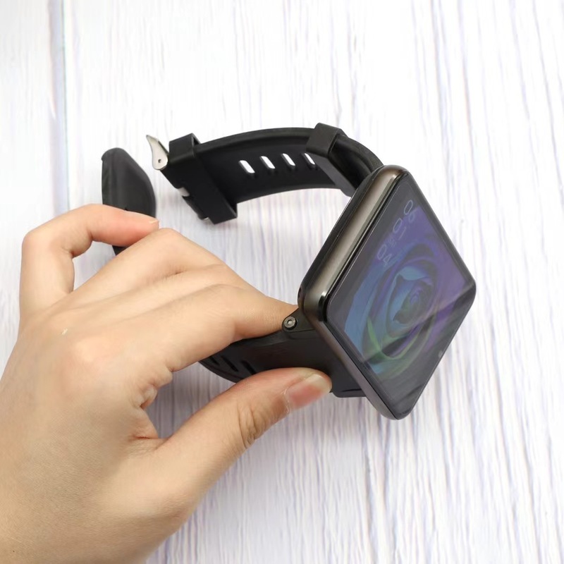 DM100 4G Smartwatch 2.86 Inch IPS Touch Screen 2880mAh Battery